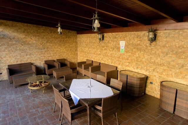 Отели типа «постель и завтрак» Pensiunea Normandia Тимишоара-4