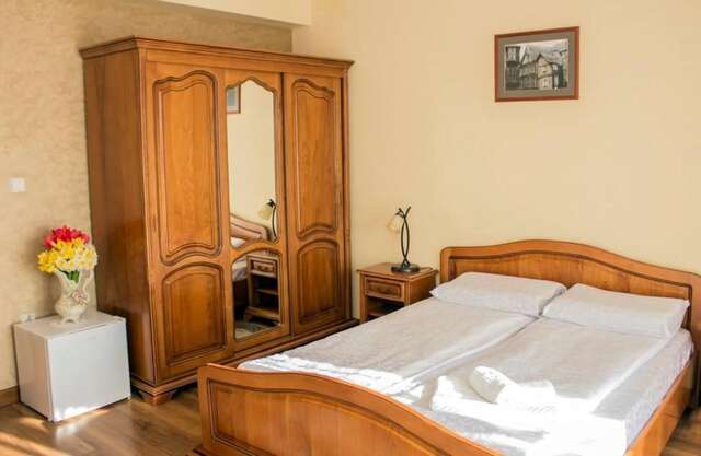 Отели типа «постель и завтрак» Pensiunea Normandia Тимишоара-60